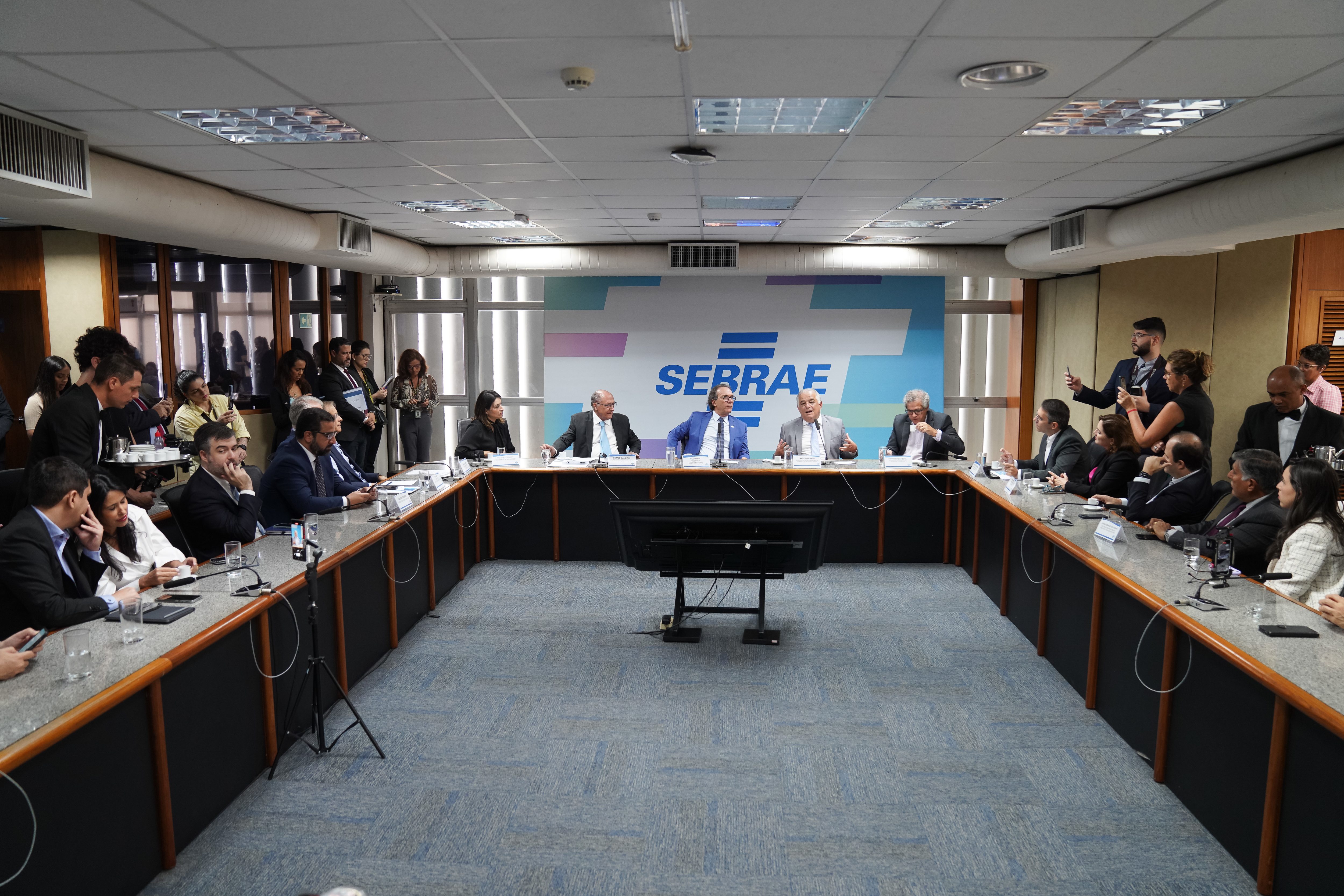 Representantes do Governo Federal anunciam lançamento da nova plataforma Brasil Mais Produtiva